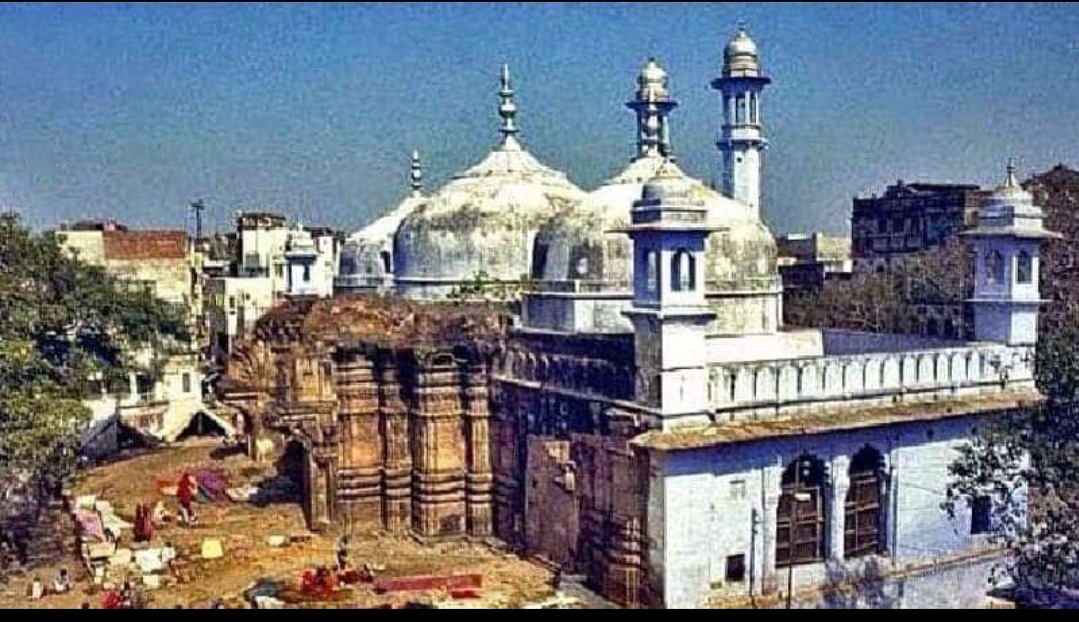 DevadityaSen's tweet image. गरज रहे हनुमान गगन में काशी की तैयारी है ...।
हो गया काम अवधपुरी का,अब मथुरा की बारी है...।
भारत का भाग्योदय शुरू होगा है...।🙏🚩
जय श्री कृष्णा 🙏🙏