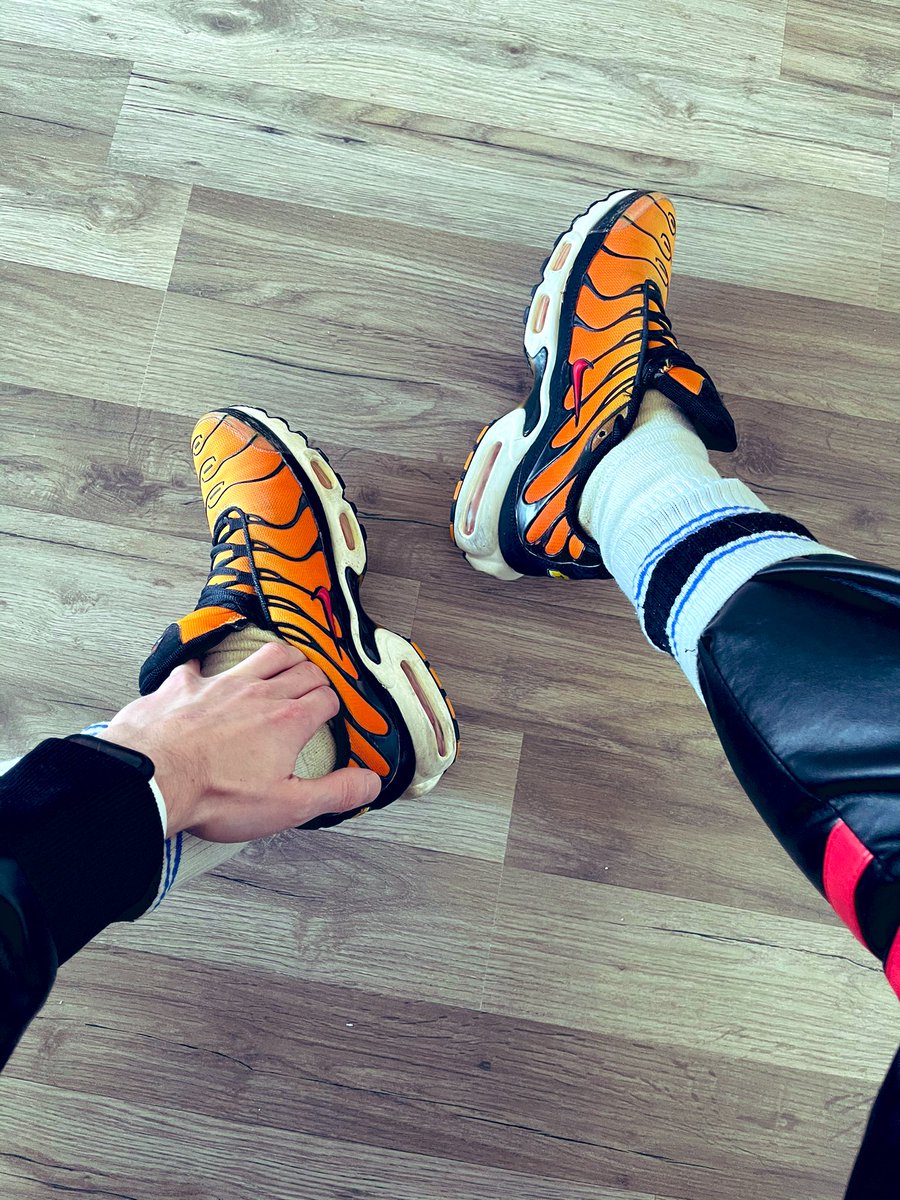 sneakerboy86's tweet photo. https://t.co/S4kUSNW17J