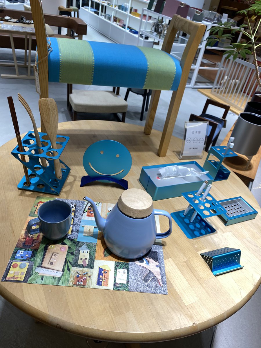 なんばパークス 公式 على تويتر 本日なんばパークス5階に 松三製作所 がnewopen 高度な技術と品質で医療機器やコンピュータ機器の精密加工を行ってきた松三製作所が 自社ブランドを世の中の人たちに という思いからアイデアを出し合い製作をした インテリア なんばパークス 公式 على تويتر 本日なんばパークス5階に 松三製作所 がnewopen 高度な技術と品質で医療機器やコンピュータ機器の精密加工を行ってきた松三製作所が 自社ブランドを世の中の人たちに という思いからアイデアを出し合い製作をした インテリア