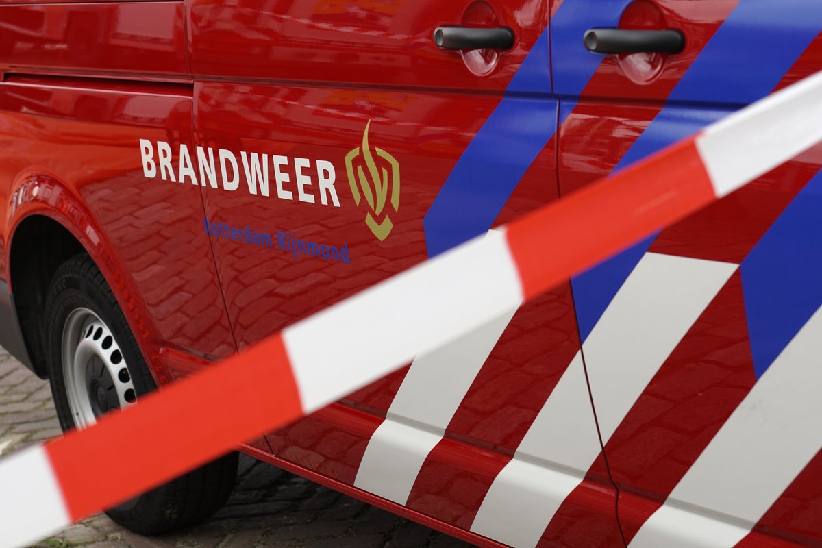 De brandweer is vrijdagmiddag kort na 13.00 uur in actie gekomen voor een woningbrand in #Kerkrade. | ZO-NWS..
