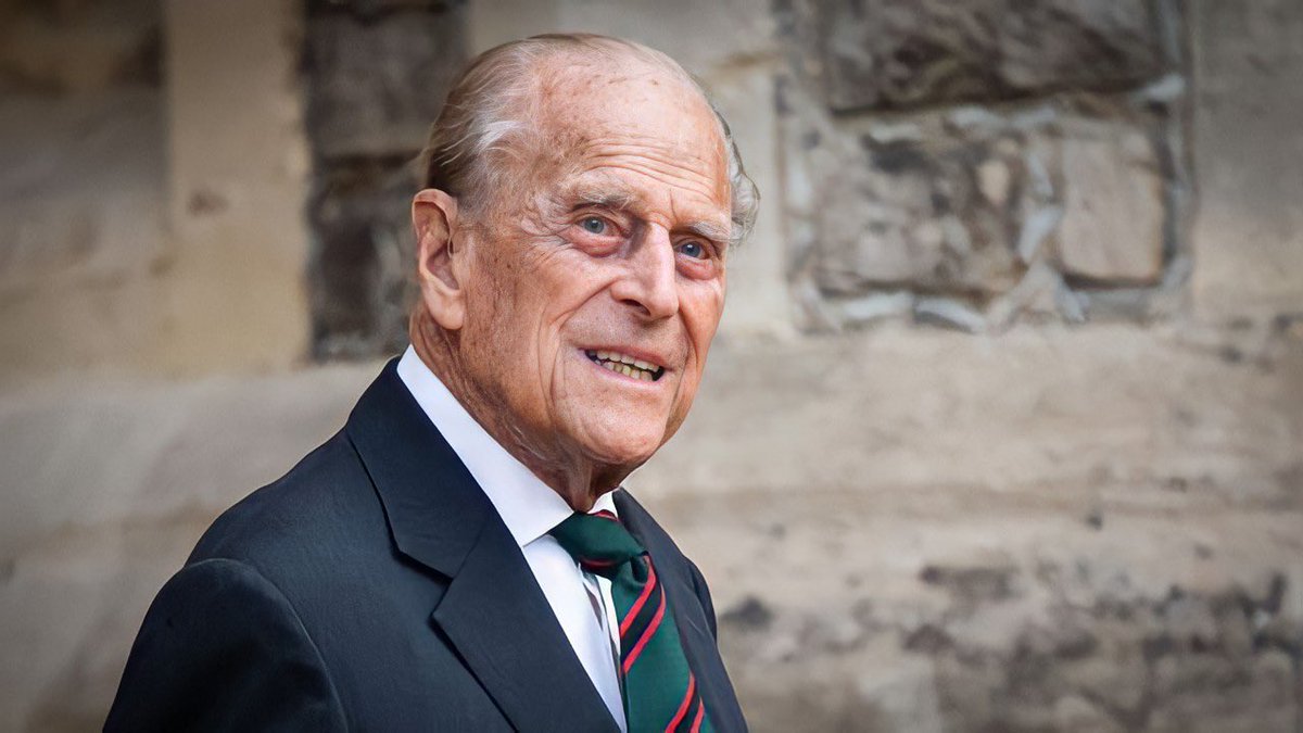queventomag's tweet photo. Muere a los 99 años el príncipe Felipe, esposo de la reina Isabel II del Reino Unido. https://t.co/3NO2BTWqVH