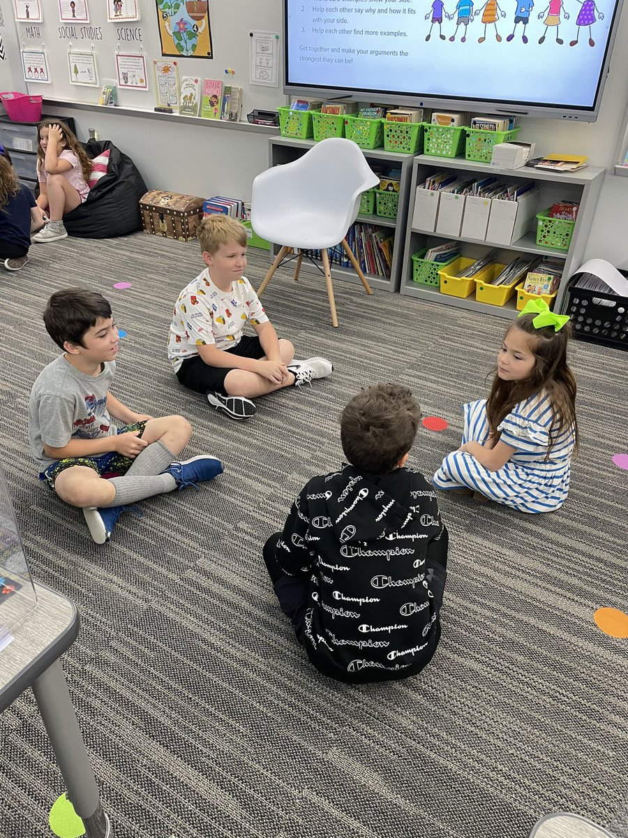 The kids loved learning about collecting evidence to support their side. They did such a great job debating their opinions about whether Frog was a good friend to Toad or not! #HammFam #HammHeroes