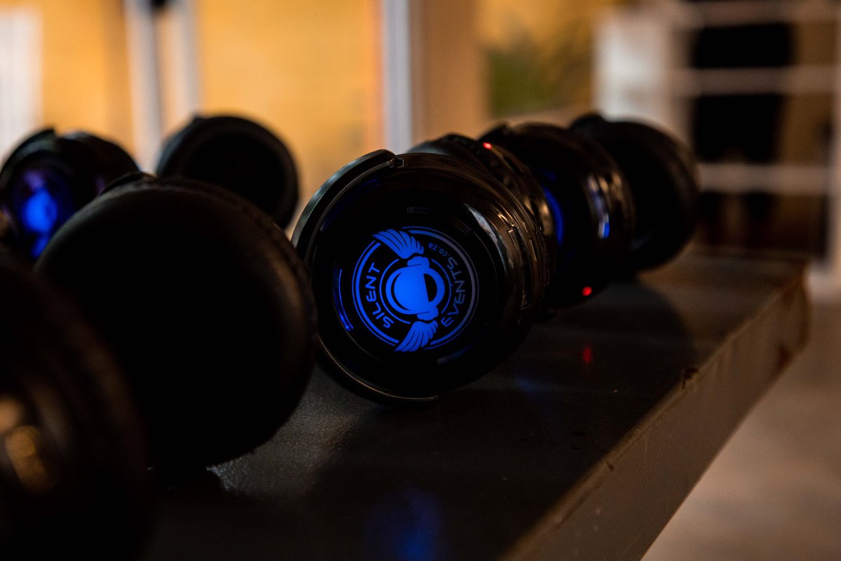 OxygenJl's tweet image. @OxygenJl #IWasHereAlbum listening session in partnership with #TheSilentZuba and @LegendsBackpack making sure that everyone had their own personal experience with the music and scenery. 

#JLMovement #TiniTwitter