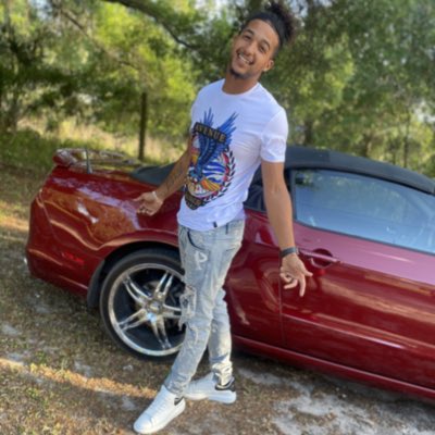 bam_hudson's tweet photo. #NewProfilePic https://t.co/lQ0ZJfOW4j