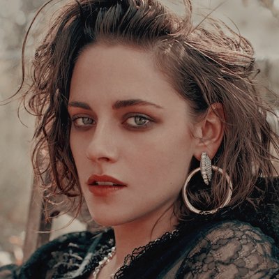 Happy 31st birthday to the one and only kristen stewart!!  