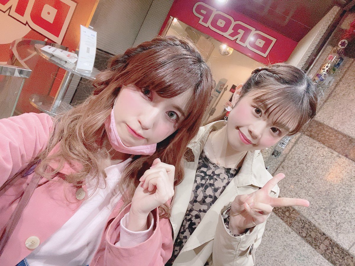 haru_chapi2929's tweet photo. おつちゃっぴ〜🌞

今日の #clubdrop さんでのLIVE
ありがとうございました💗

平日の夜に、そしてこんな世の中だけど、感染対策バッチリで駆けつけてくださった皆さん
そしてリモートチェキのご予約をくださった皆さん
ありがとうございます🌈

明日は初めての野外ライブ❣️in神戸
超楽しみです🥳 https://t.co/PH6KZZtEgw