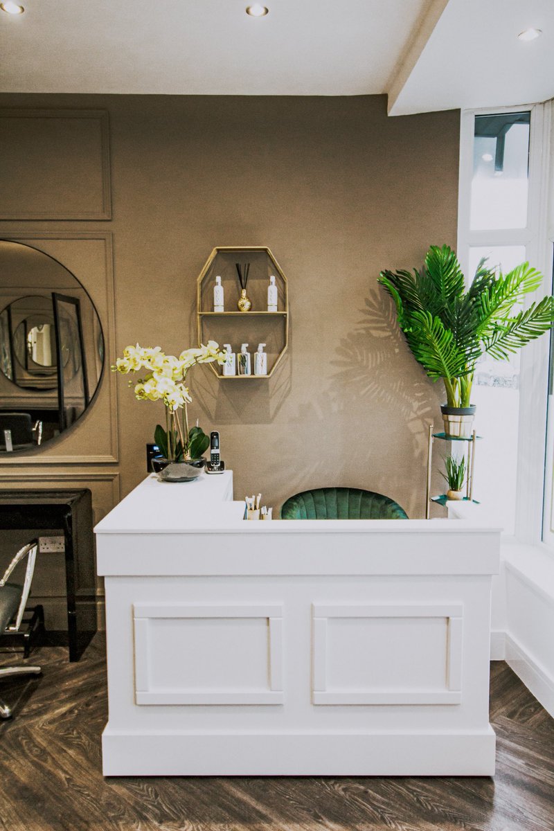 Fresh installation of our corner chamfered desk ready for reopening next week! 
-
-
-
Looking for a bespoke reception desk for your shop? Get in touch today! -
-
-
-
#shopcounter #shopcounters #receptiondesk #madetomeaureshopcounter #revamp #architect #business #bespokemdf