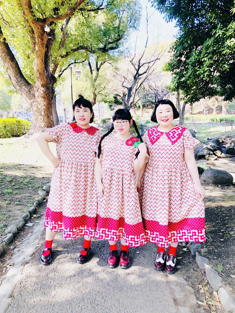 株式会社フリーボード サプライフリーボード Freeboard Records ザ トキメキハニーズ 今日のfbニュース 4 21 水 発売デビューシングル まんぷくドドンパ娘 のジャケット撮影風景 衣装のデザインがみんなちょっとずつ違うんです 全国のcd