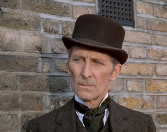 ValThomasNZ's tweet photo. In episode 2 of @BigBiograph we talk about "The Blood Beast Terror" - about a giant vampire moth. 

The actor playing the moth got stuck up a tree while the crew went for dinner, and got so fed up that the Moth went to the pub - still in costume...
#HorrorFam #PeterCushing https://t.co/wjozzMqAkH