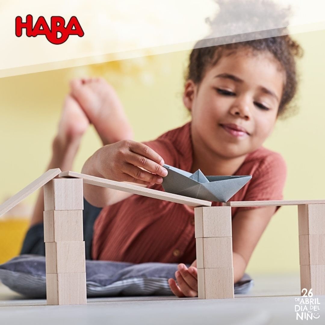 HABA_es's tweet photo. ¡Clever-Up!🤩 Los bloques de construcción unen la diversión y el juego con valiosos elementos del aprendizaje. Es un juguete simple, y a la vez complejo, que estimula la motricidad, la capacidad cognitiva y la creatividad 💛 Ref.: 306248 ➡️ https://t.co/Z8aSdUCOD8 #HABA #cleverup https://t.co/e5FsySTUBM