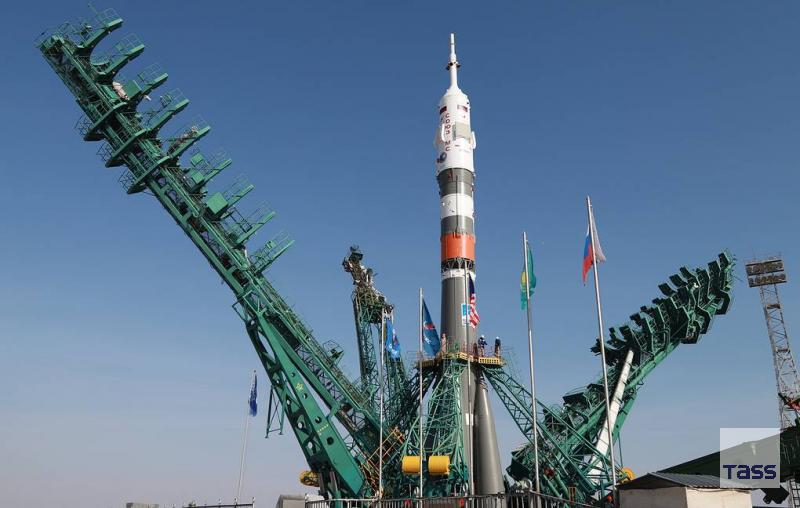 Первые космические ракеты