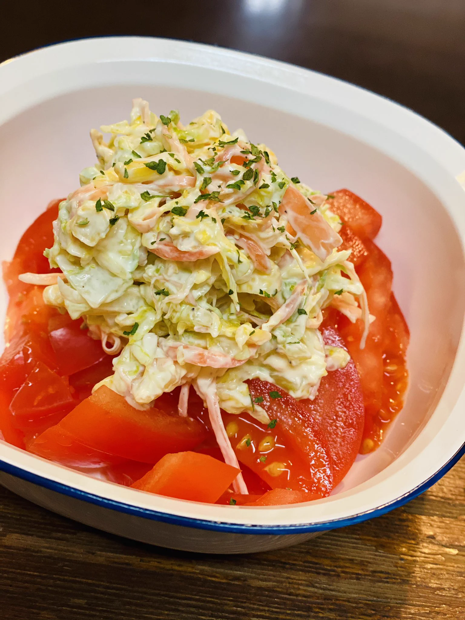 今まで色々なコールスロー作ってきましたが、一番美味しくできました！
オシャンなデリのような味。
トーストに乗せても美味しかったです。  