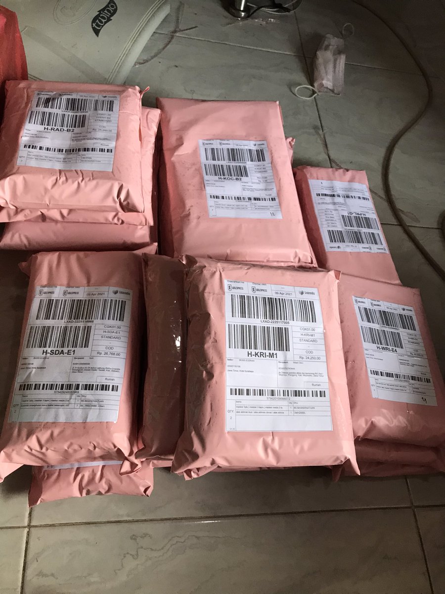 anyagboo's tweet photo. Alhamdulillah . Langsung check toko lazada kami kak.. 
https://t.co/HaEvLnFvvM https://t.co/Nyf6C7GNZi