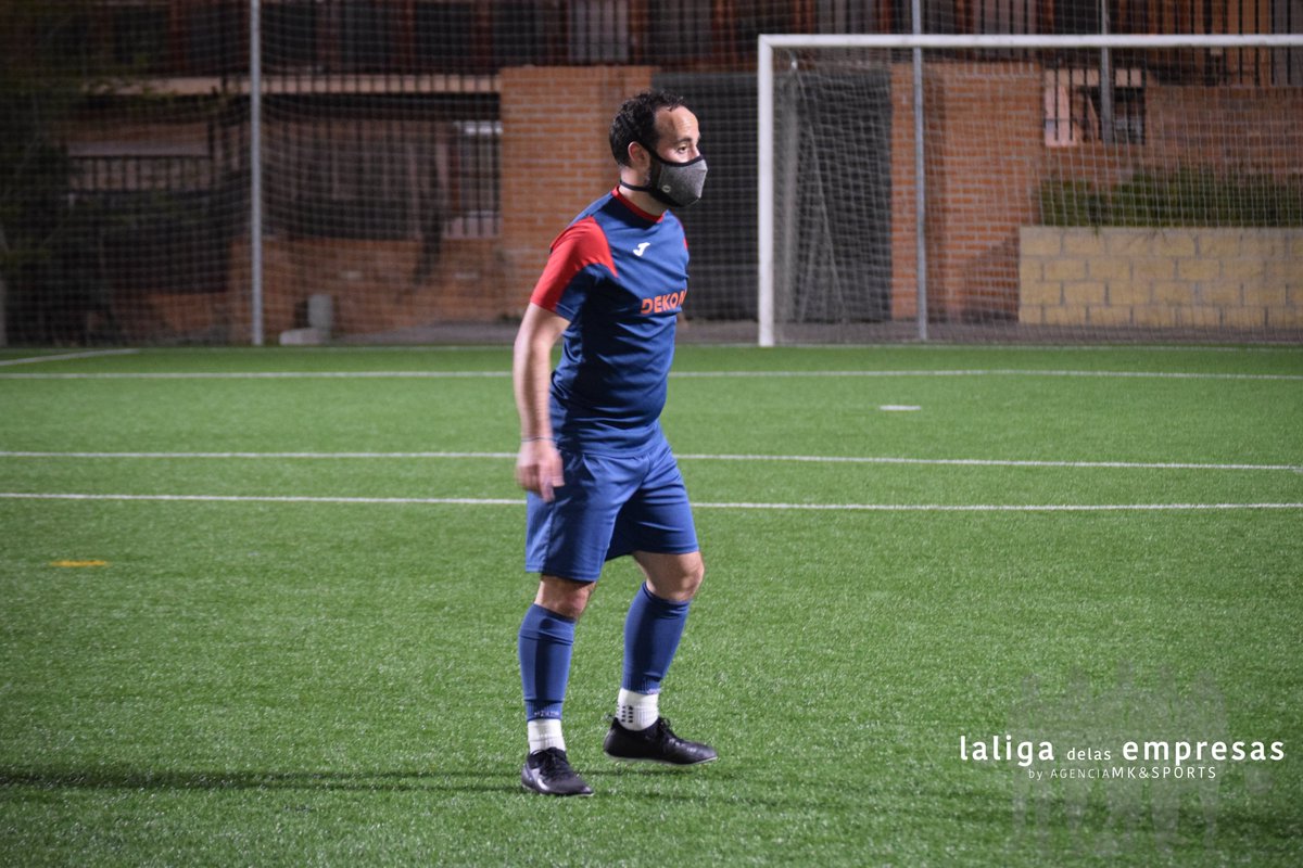LigaEmpresas's tweet photo. Emocionantes eliminatorias del campeonato #fútbol #interempresas⚽️👏
https://t.co/ZRV1S1Chuz
La reconocida consultora @PwC_Spain jugará la final de #Madrid contra #PremiumTrainingCenter
Las #empresas @Energya_VM @DEKOM_AG @AlmisIF @RealMadridStore las finales de plata y bronce https://t.co/xwM3FXjVjB