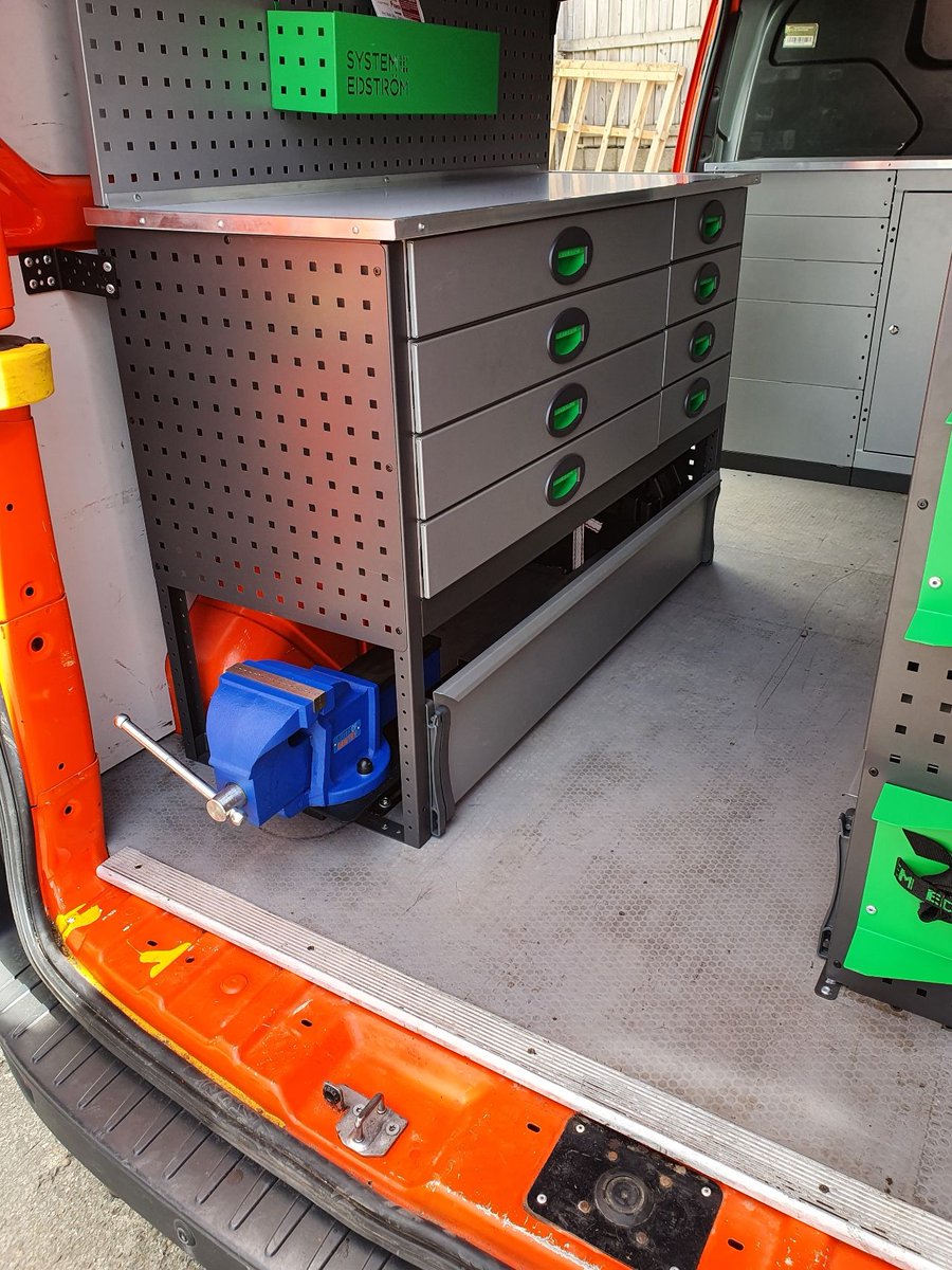 KeyRacking's tweet image. Another nice racking solution completed this week for #AtlasCranes #systemedstrom #Racking 600 inverter with leisure battery, 12 volt power point,240 power point and USB point.

Find out more about our racking solutions for your fleet then call us today on 01482 228225

#racking