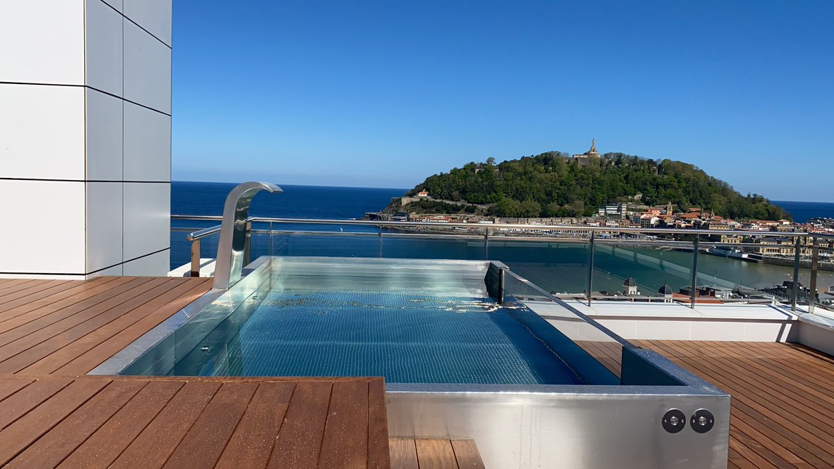 Inmejorables las vistas de la Concha desde esta vivienda en San Sebastián. En ella hemos incorporado una sistema de control integral.