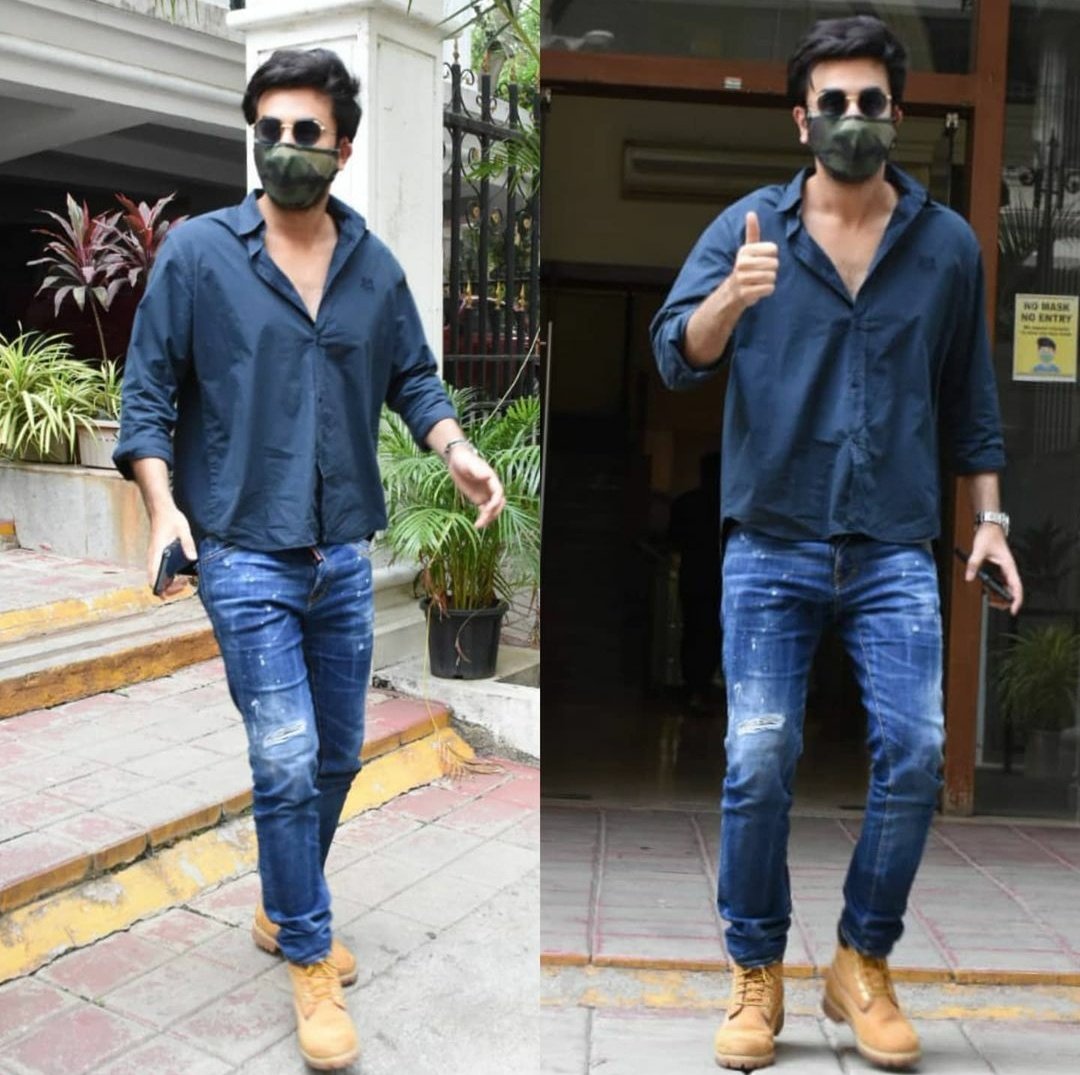 Photos: Ranbir Kapoor spotted post a dental check up