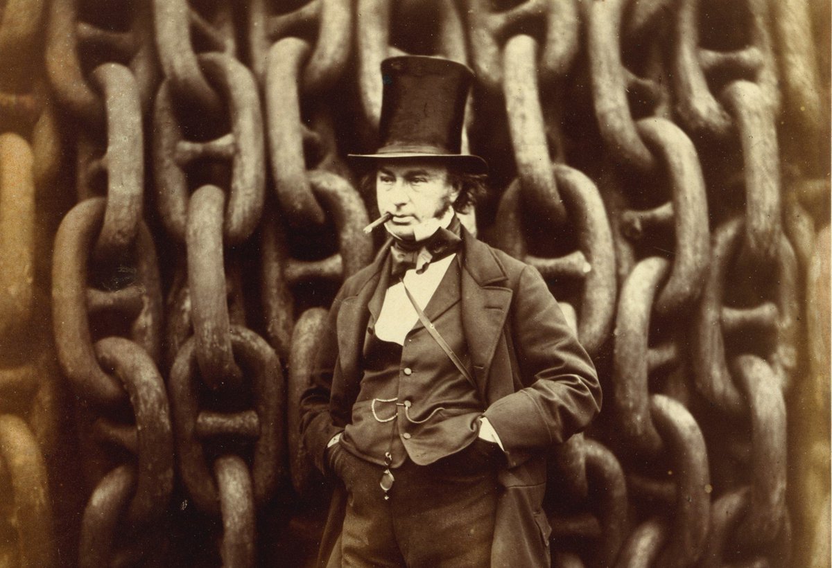 #WhoWoreItBetter ? Cultivating a non-military appearance, a top hat was part of the Met's original 1829 uniform and remained so until 1864. Urban legend states it was reinforced for head protection and for standing on to address crowds and peer over walls. #IsambardKingdomBrunel