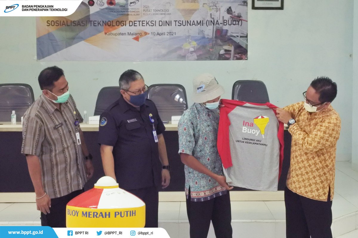 BPPT_RI's tweet image. Perlu Teknopren tahu, InaBuoy adalah teknologi pendeteksi dini tsunami yang dilindungi oleh Undang-undang. Sehingga vandalisme terhadap InaBuoy dapat dijatuhi hukuman loh. Yuk kita #JagaInaBuoy untuk keselamatan kita bersama.

#BPPTSolidSmartSpeed
#BPPTJagoanInovasi