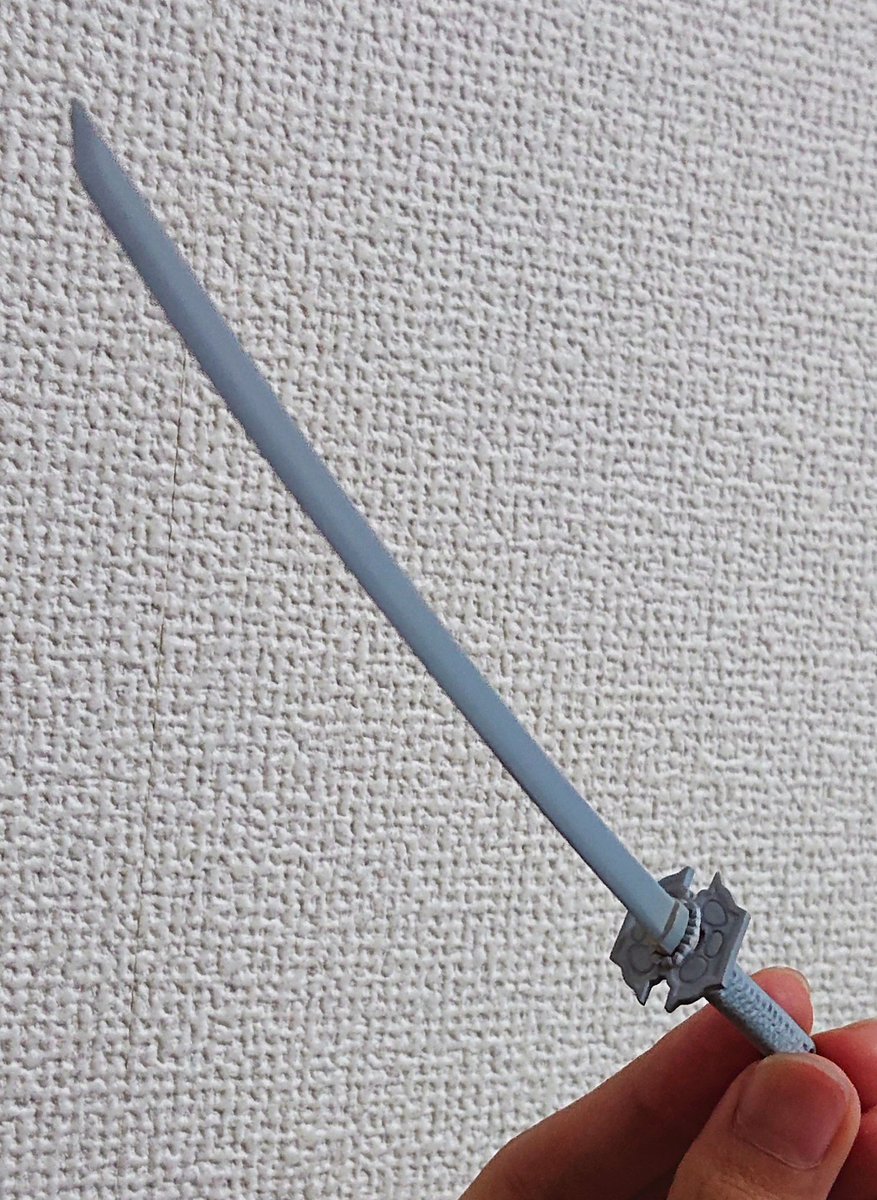 nabe バージル進捗です 閻魔刀はこれで完成とします 鍔はこれ以上彫っても模様が潰れてしまいそうなのでここまでにしました 塗装を頑張ります 去年11月に撮った写真と比べると大分進歩しました あとは台座と幻影剣が出来上がれば完成です nabe バージル進捗です 閻魔刀はこれで完成とします 鍔はこれ以上彫っても模様が潰れてしまいそうなのでここまでにしました 塗装を頑張ります 去年11月に撮った写真と比べると大分進歩しました あとは台座と幻影剣が出来上がれば完成です