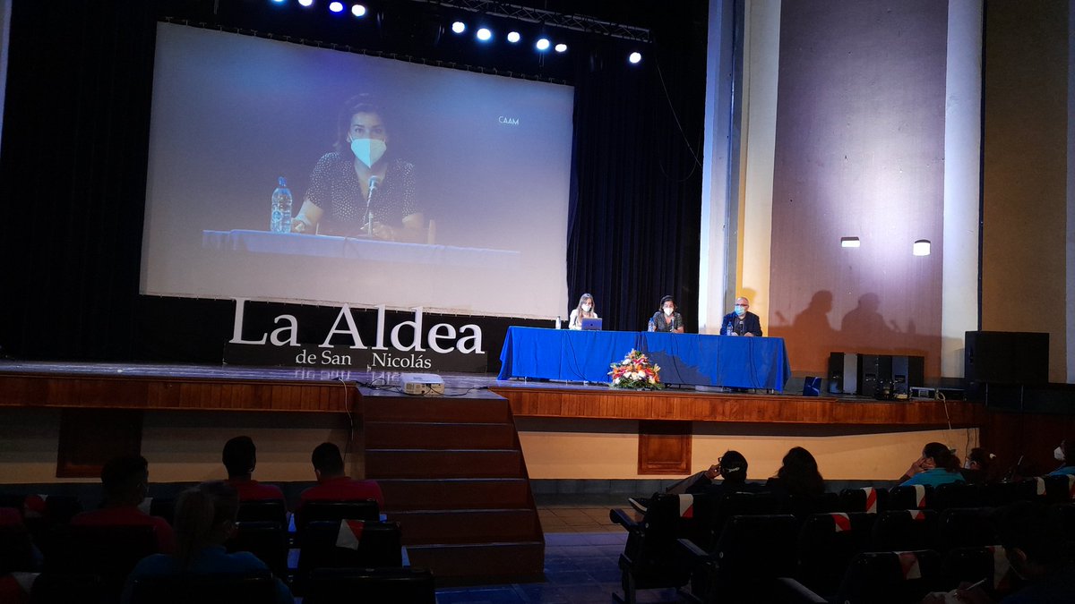 CAAMGranCanaria's tweet photo. 📡 #CAAMendirecto | Cleofé Cubas, concejala de Cultura de La Aldea de San Nicolás: "Me gustaría aplaudir la decisión de descentralizar la cultura y que tenga lugar en municipios como el nuestro. La cultura no solo es segura, sino necesaria."
#AulaSostenibleCAAM #CAAM #GranCanaria https://t.co/GJODkVlt12