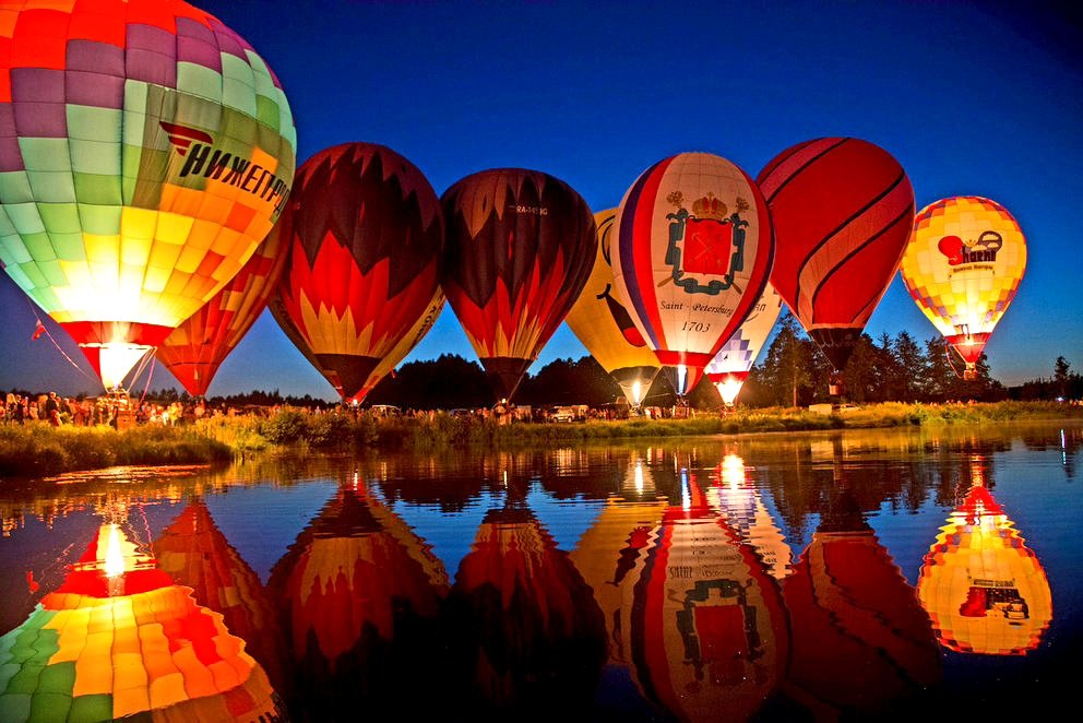 Воздушные шары нижний новгород фестиваль. Фестиваль воздушных шаров в нижнем новгороде 2022. Фестиваль тепловых аэростатов «приволжская фиеста». Приволжская фиеста 2022 нижний новгород. Воздушный шар нижний новгород.