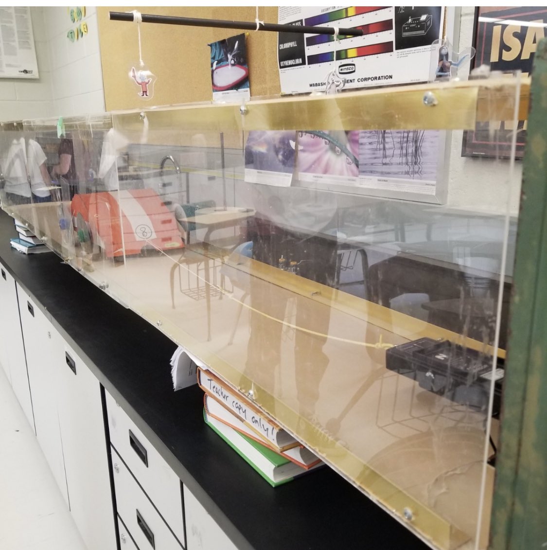 StPeterCSS's tweet image. Wind tunnel test day in Grade 11 Physics class @PVNCCDSB #PVNCLearns #PVNCLeads #challengebasedlearning