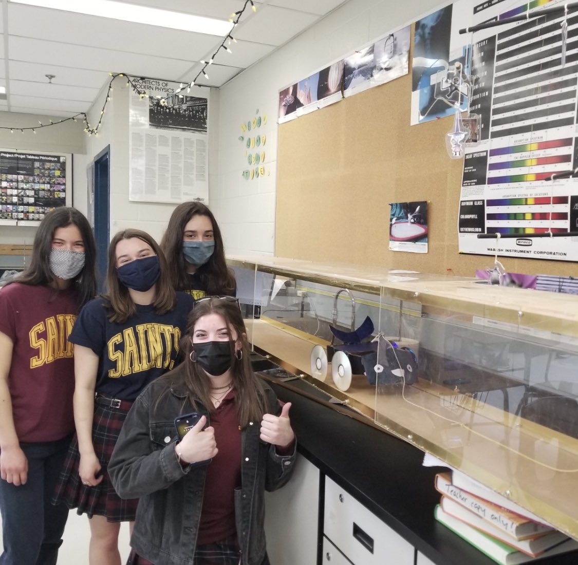 StPeterCSS's tweet image. Wind tunnel test day in Grade 11 Physics class @PVNCCDSB #PVNCLearns #PVNCLeads #challengebasedlearning