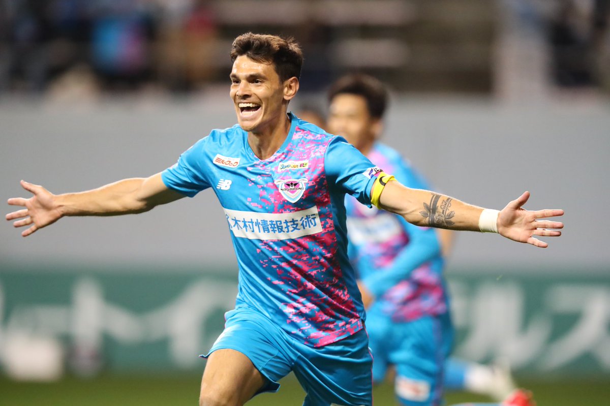 サガン鳥栖公式 エドゥアルド 選手 サガン鳥栖1stゴール記念グッズ 受注販売開始 初ゴールまで時間がかかったけれど 決めることが出来てとても嬉しかった と振り返っていたエドゥアルド選手 自ら選んだ写真を使って作ったグッズです サガン鳥栖公式 エドゥアルド 選手 サガン鳥栖1stゴール記念グッズ 受注販売開始 初ゴールまで時間がかかったけれど 決めることが出来てとても嬉しかった と振り返っていたエドゥアルド選手 自ら選んだ写真を使って作ったグッズです