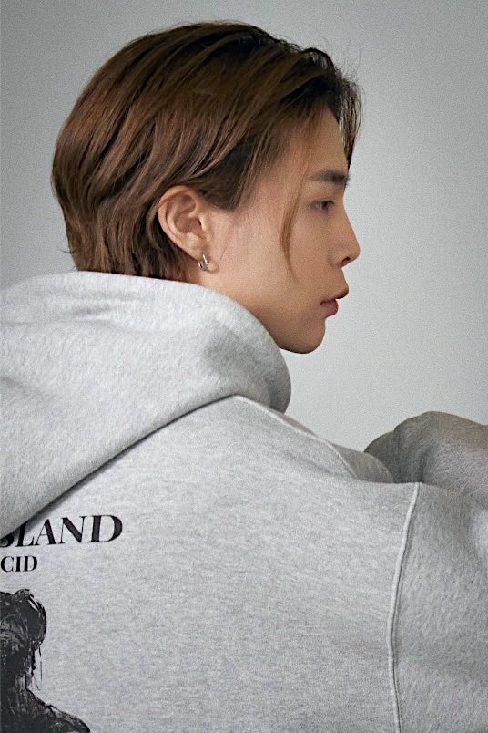 Johnny SLOWACID X TEDDYISLAND