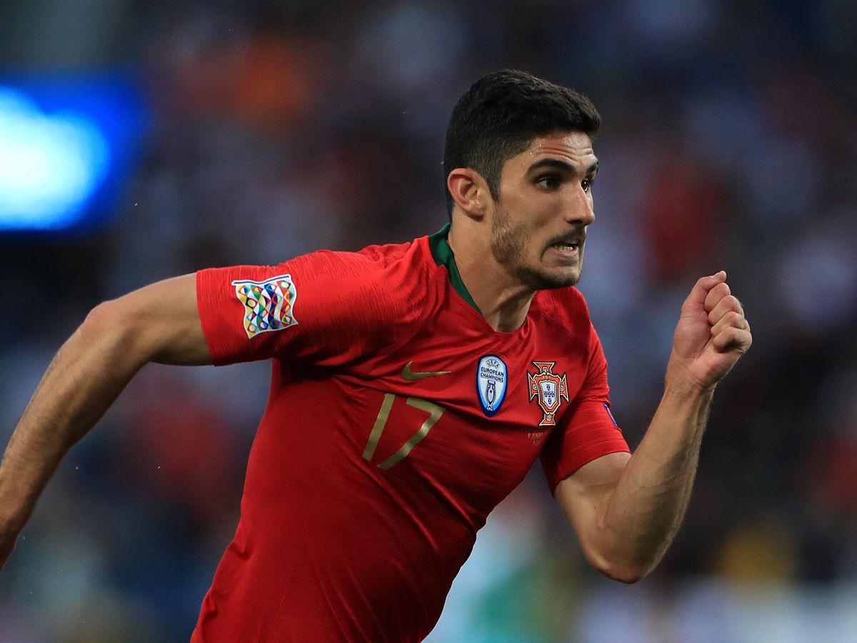 Wolves are reportedly planning to step up their interest in Valencia forward Goncalo Guedes this summer and may use Patrick Cutrone in a part-exchange deal. [source: Football Insider]

#WWFC | #Wolves