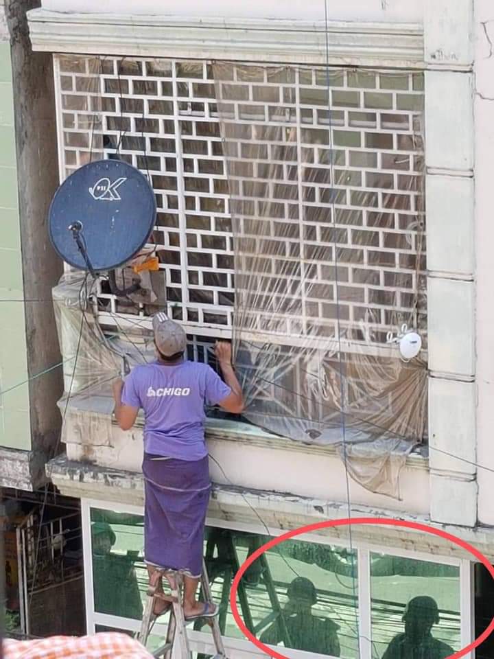 Military terrorists are seen removing and seizing PSI Satellites, which can be used to watch what is really going on in Myanmar, such as Mizzima and DVB News Channels, in some townships of Yangon today. Junta is trying to cover our eyes and ears
#Apr9Coup #WhatsHappeningInMyanmar