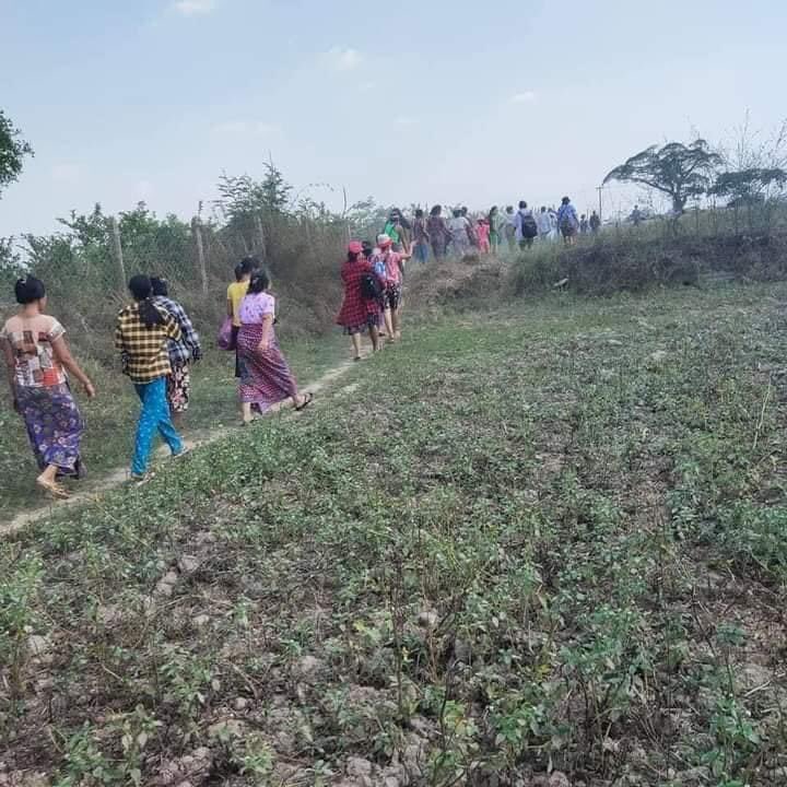 SayaSuper2's tweet photo. People from Bago city are on a run away from city as security forces cracked down the protest this morning where dead toll rised to 37 till now. https://t.co/ItyQrwwU7S
