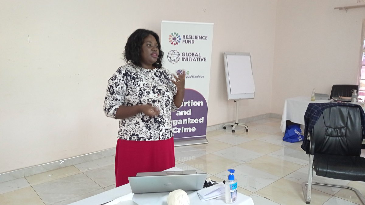 PoneloPonie's tweet photo. _As part of my Resilience Fund Fellowship, I held a training workshop with representatives from different media house in Zomba as a way of encouraging journalists to investigate crimes related to extortion in Malawi.
#GIResilience
#ResilienceFund
#Communityresilience https://t.co/JZsHTKIBEo
