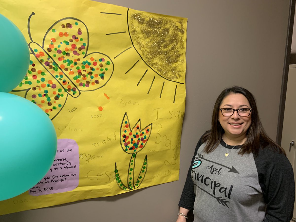 Lynna_Casiano's tweet photo. Happy AP Week! Part โ๐ผOur PK class from @Cathy7Leonard @SES_Eagles & @jkcogdel came to celebrate! @cortiz_cyndi #IntermediateGISD @gisd_iteam @KristaMcClure4 @gisd_iteam @drlopez23 #AssistantPrincipalsWeek @gisdnews @gisdnoticias
@gisdcpr @sherese_nix https://t.co/4oxLDkrM5v