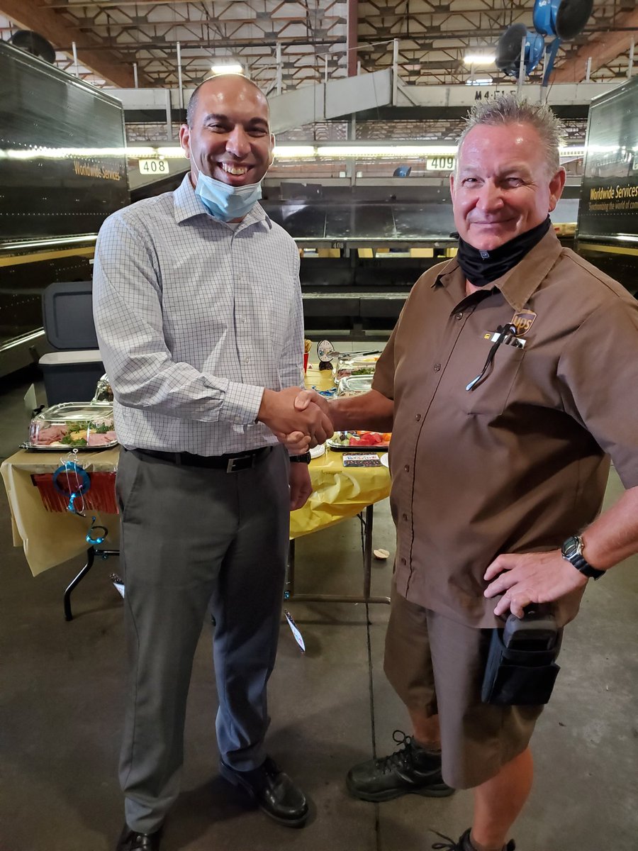 Congratulations to Howard Gray on his retirement after 25 years of service and safe driving. Happy Trails, our Friend!