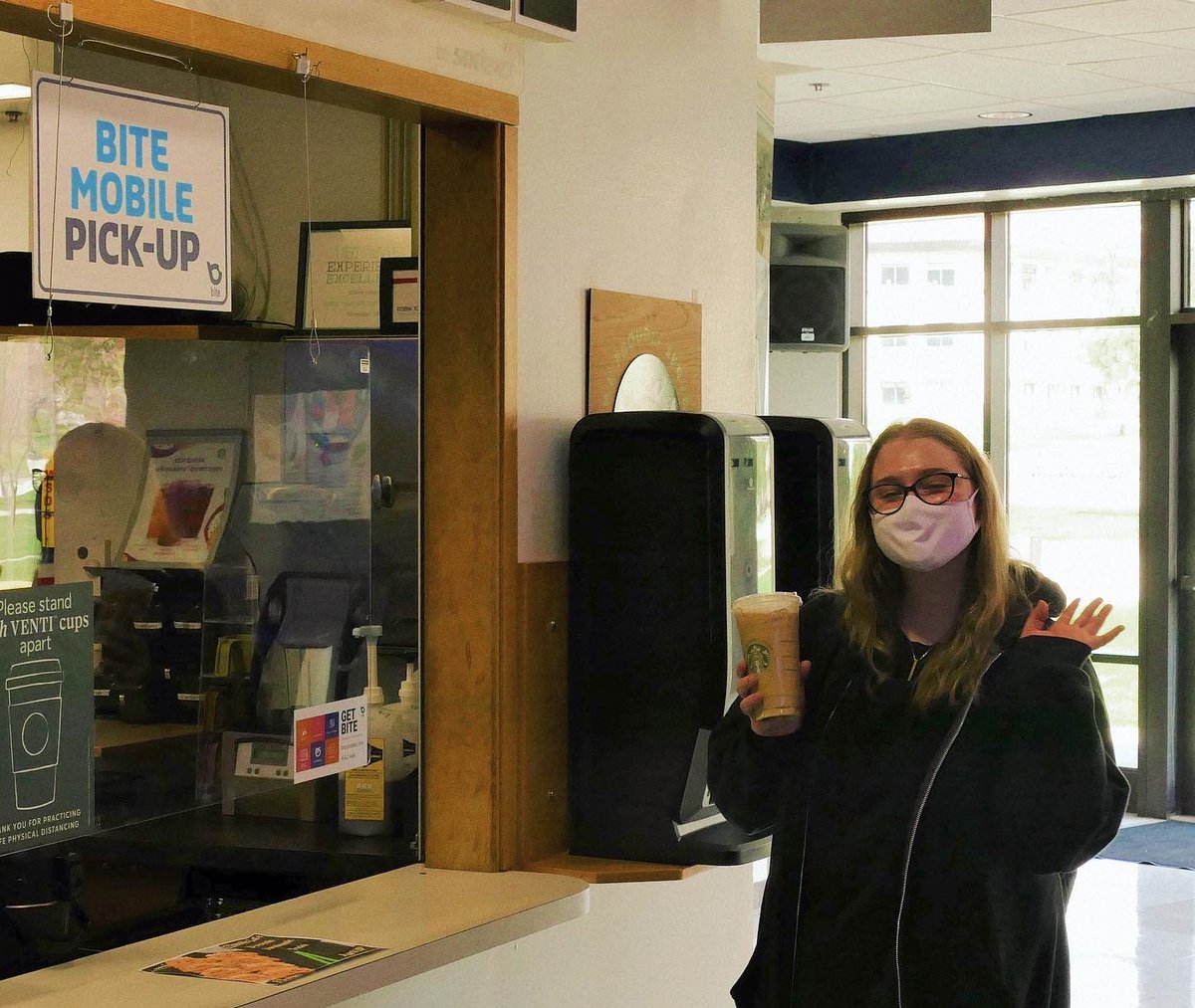 eoumountaineers's tweet image. Mounties in their natural habitats 🔎

😎💙💛#EasternEdge #springterm2021 #inpersonclasses #maskupmounties