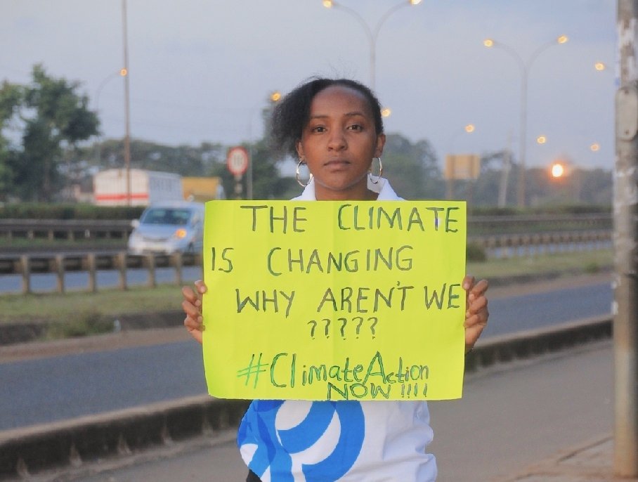 lizwathuti's tweet image. The climate is changing why aren't we?? We must take action now because later is too late.

Fighting climate change isn't just an environmental issue - it's a social justice issue too.

#ClimateStrikeOnline week 70!  @GretaThunberg @Fridays4future @vanessa_vash @350 #JustRecovery