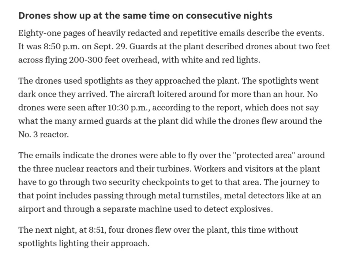 13 au-dessus de leur tête, avec des lumières blanches et rouges clignotantes. Les drones ont utilisé des projecteurs à l'approche de l’usine, qui s'éteignirent une fois arrivés. Ils sont restés pendant plus d'1 h. Le 30/09, à 20h51, 4 drones ont survolé l'usine, sans projecteurs.
