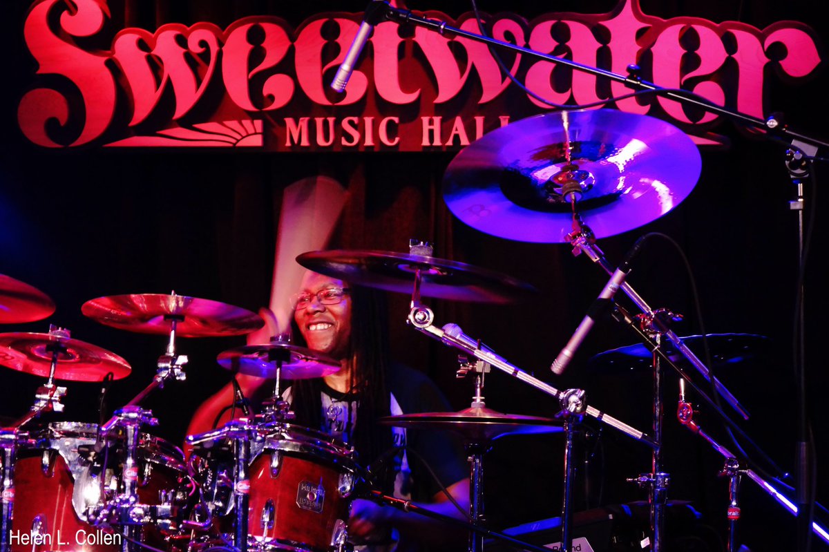 DeltaDeep_'s tweet image. 🥁Down in the delta, in the delta deep🥁

Let’s rock this weekend, Delta Deep style! What DD song will you be jamming to?

📸: Helen L. Collen
#ForrestRobinson