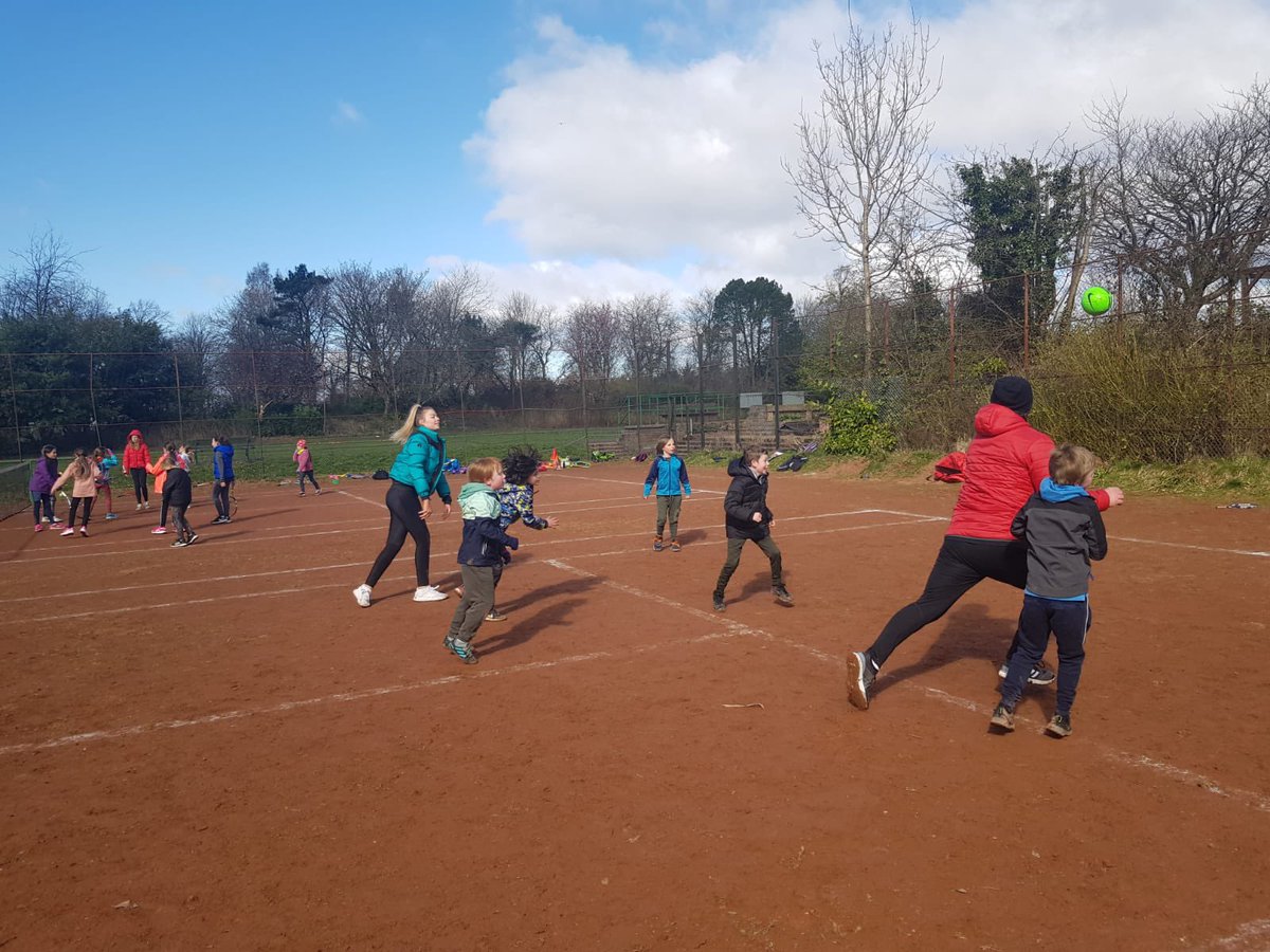 c_butlerPE's tweet photo. Snow, rain, wind and sunburn this week @MaryhillTennis Easter Camp. 29 girls and 13 boys able to access tennis this Easter due to the work of @JudyMurrayFdn @CMcCarron1 @mc_m1ll4n @MartinSangster2 grateful to have worked with such a great team this week 🎾 https://t.co/LvSKcqwpjw