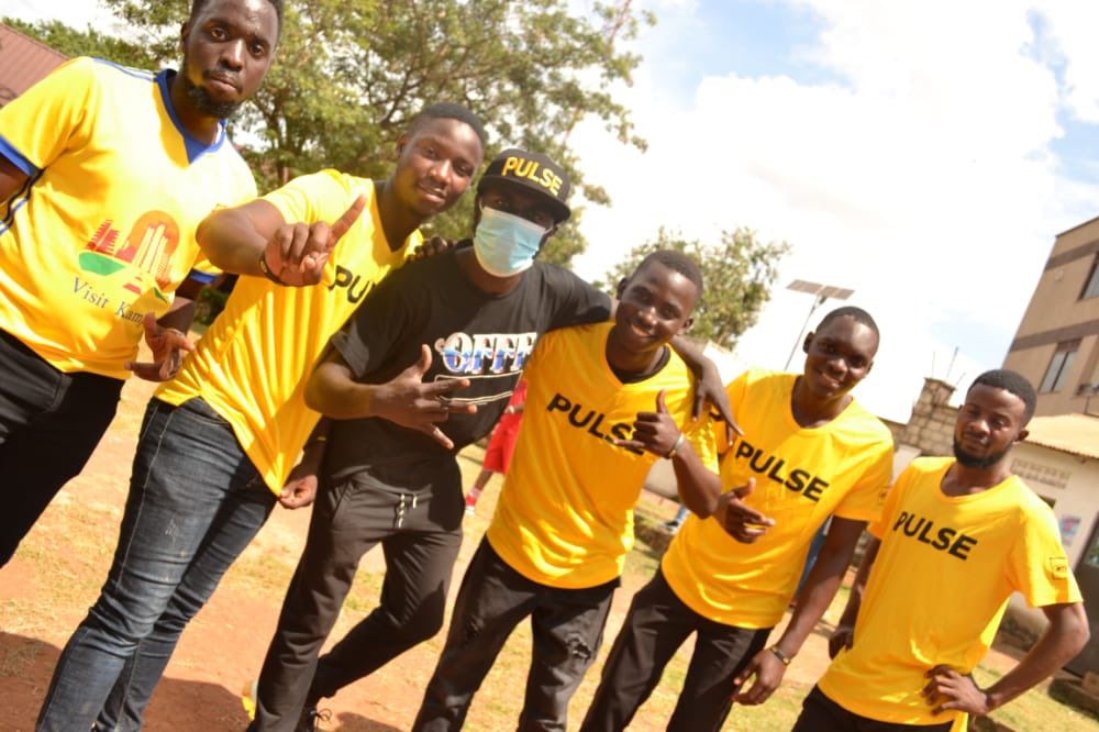 Kobs_Fifi's tweet photo. Students of @UMCATmediaSch in #MTNPulse t-shirts played against their lecturers and actually won.#UmcatFunDay https://t.co/6cdgxXklsp