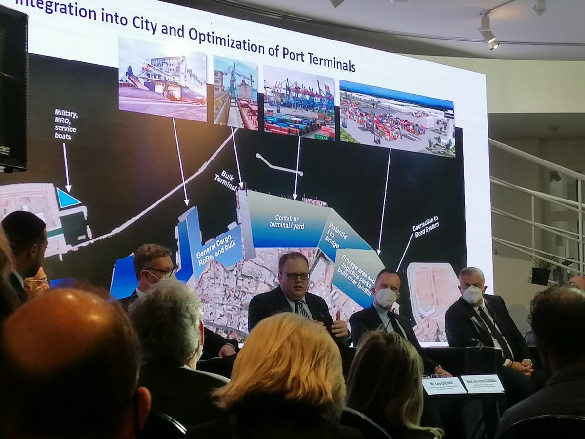 Lars Greiner, Hamburg Port Consulting: "The first conclusion we came to is that the current port has too shallow draft to be successful.""The biggest challenge we saw is storage area and congestion caused by the storage."