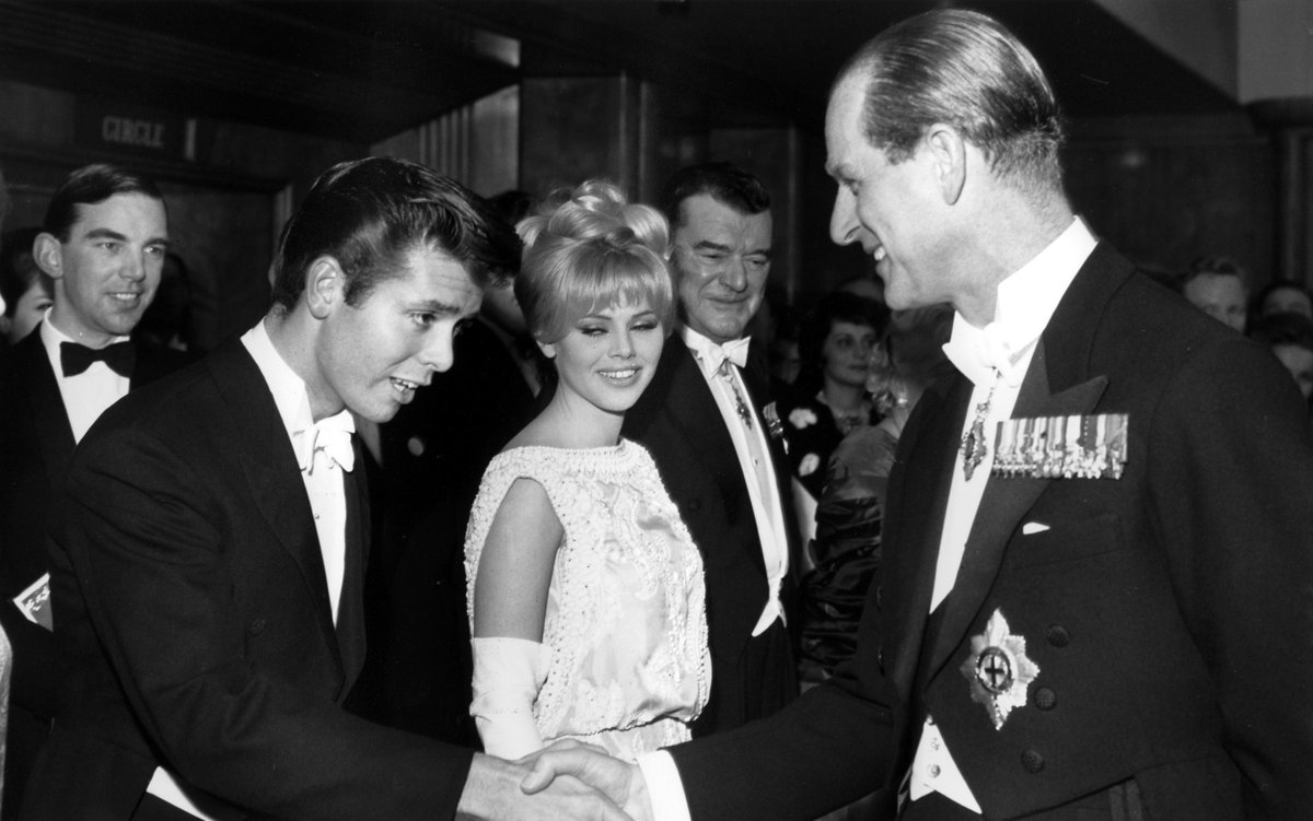Cliff Richard News (@sircliffnews) on Twitter photo 
