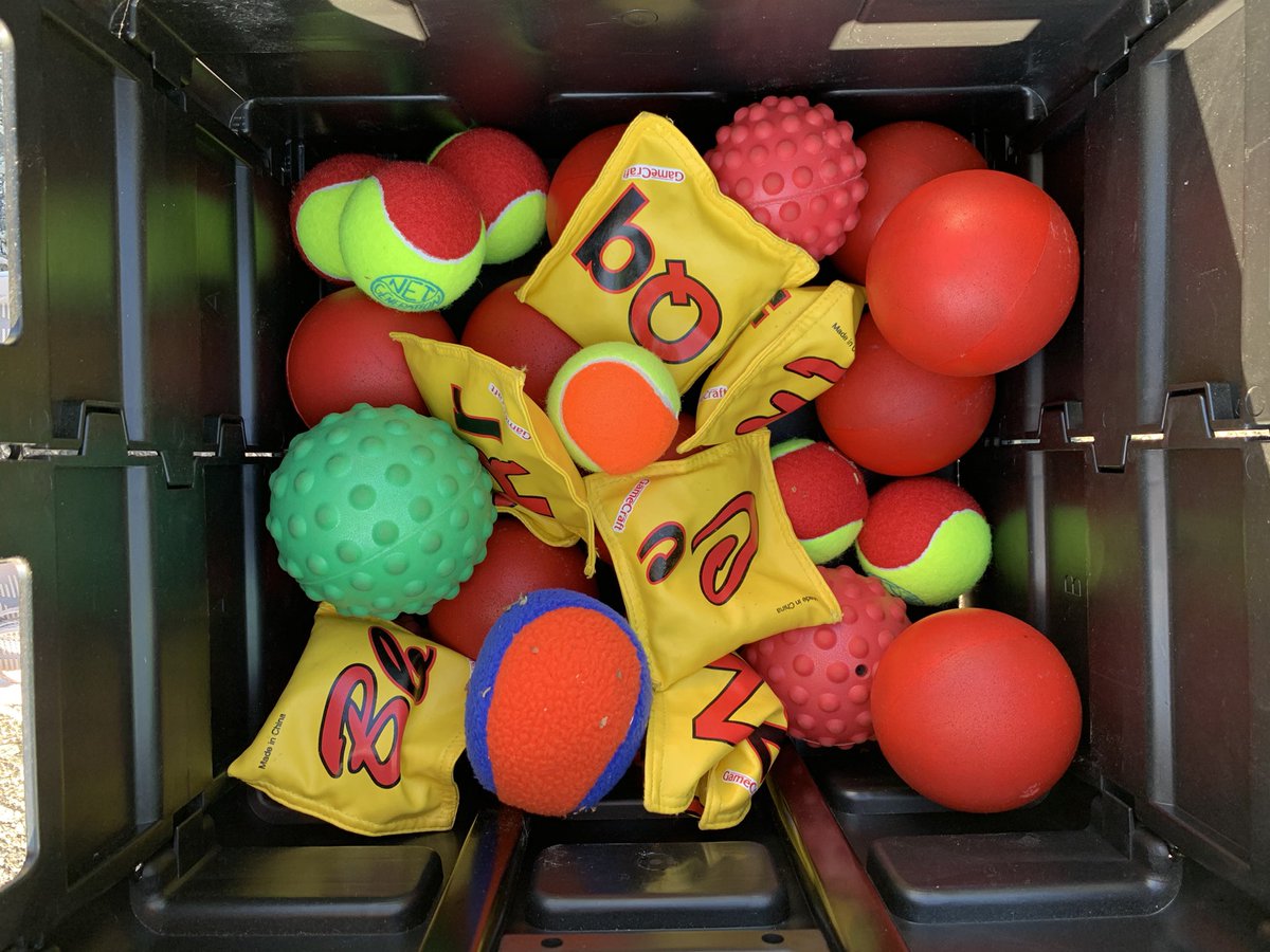 Ss were given a variety of objects to choose from for their lax lesson. By providing these different options, Ss are able to have multiple chances for success throughout the unit. 🥍⭐️ <a href="/MoreheadStars/">Morehead Elementary School Stars</a> @PEfowlerRocks10 <a href="/GCShealthandpe/">GCS Health and PE</a> <a href="/judyfowler/">Judy A. Fowler, Ph.D.</a>