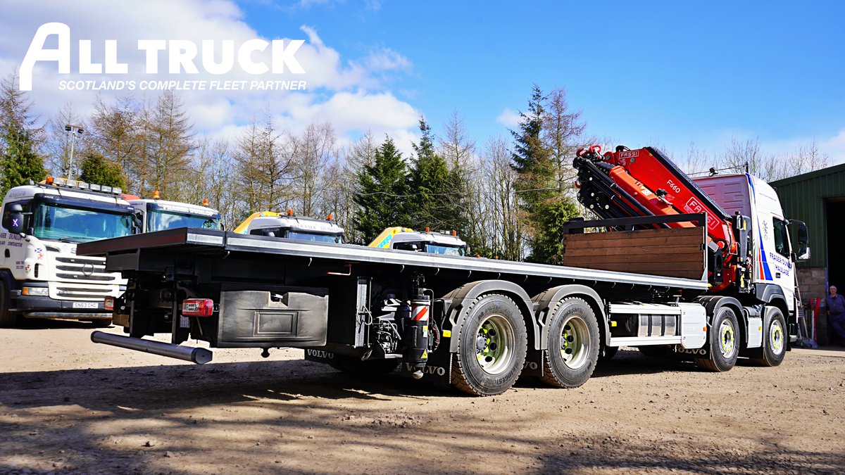 AlltruckGroup's tweet photo. What a gloriously sunny #FassiFriday! Time for this week's #FASSI focus courtesy of Fraser Dunlop Haulage Ltd who purchased this monster F660 #crane from us. 😍
 #hiab #cranemounted #cranelorry #lorryloader 
@CCTltd1 @DavyHarding @MobileMiniUK @NixonHire @Fassi_UK @VolvoTrucksUK https://t.co/YNEKmm02wj