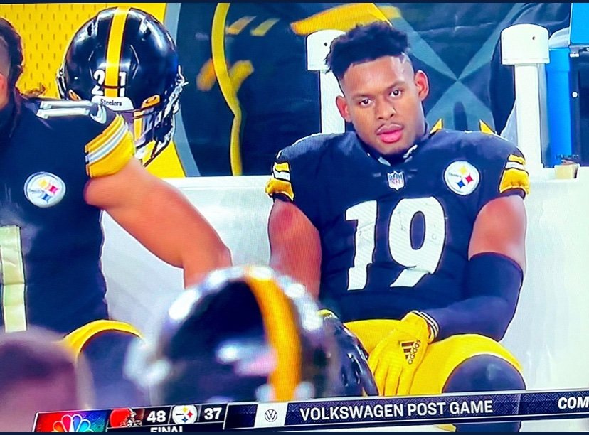 karnsies817's tweet photo. It's been 1550 days since the Pittsburgh Steelers won a playoff game. 

"Browns is the Browns." https://t.co/oNnGrv0jYU