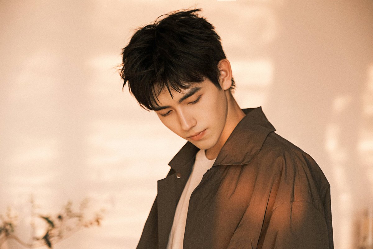 arthurchenPH's tweet photo. ˋˏ༻❁༺ 𝘩𝘢𝘱𝘱𝘺 𝘣𝘪𝘳𝘵𝘩𝘥𝘢𝘺 ༻❁༺ ˎˊ-

📷 陈飞宇工作室
┊┊
˚✩ ⋆｡˚ .
┊✧ fb/ig/twt:  @arthurchenPH
✦ #陈飞宇 #arthurchen #chenfeiyu #진비우 #เฉินเฟยอวี่ #陈飞宇0409生日快乐 https://t.co/a63X8U7Blo