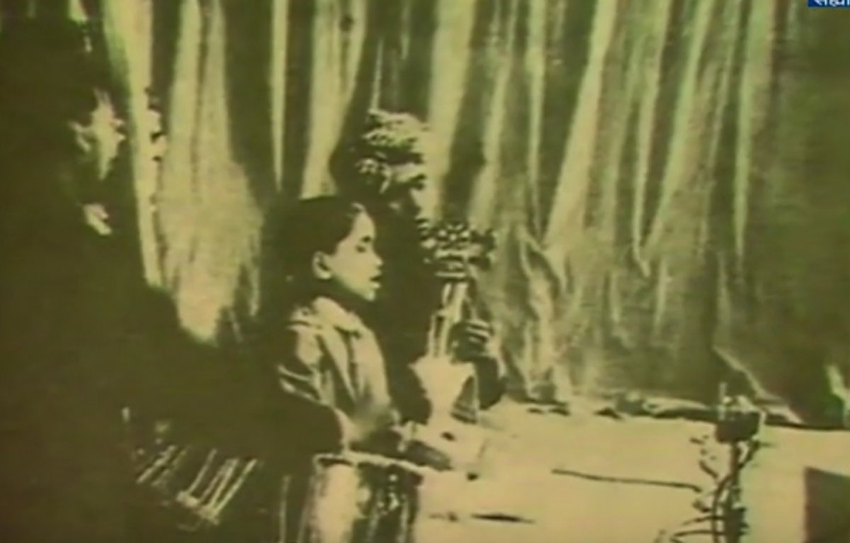 kaurvaki's tweet photo. U. Bundu Khan on #sarangi accompanying a very young #Kumarji

@kumarjidotcom https://t.co/GKF4EiGHTZ
