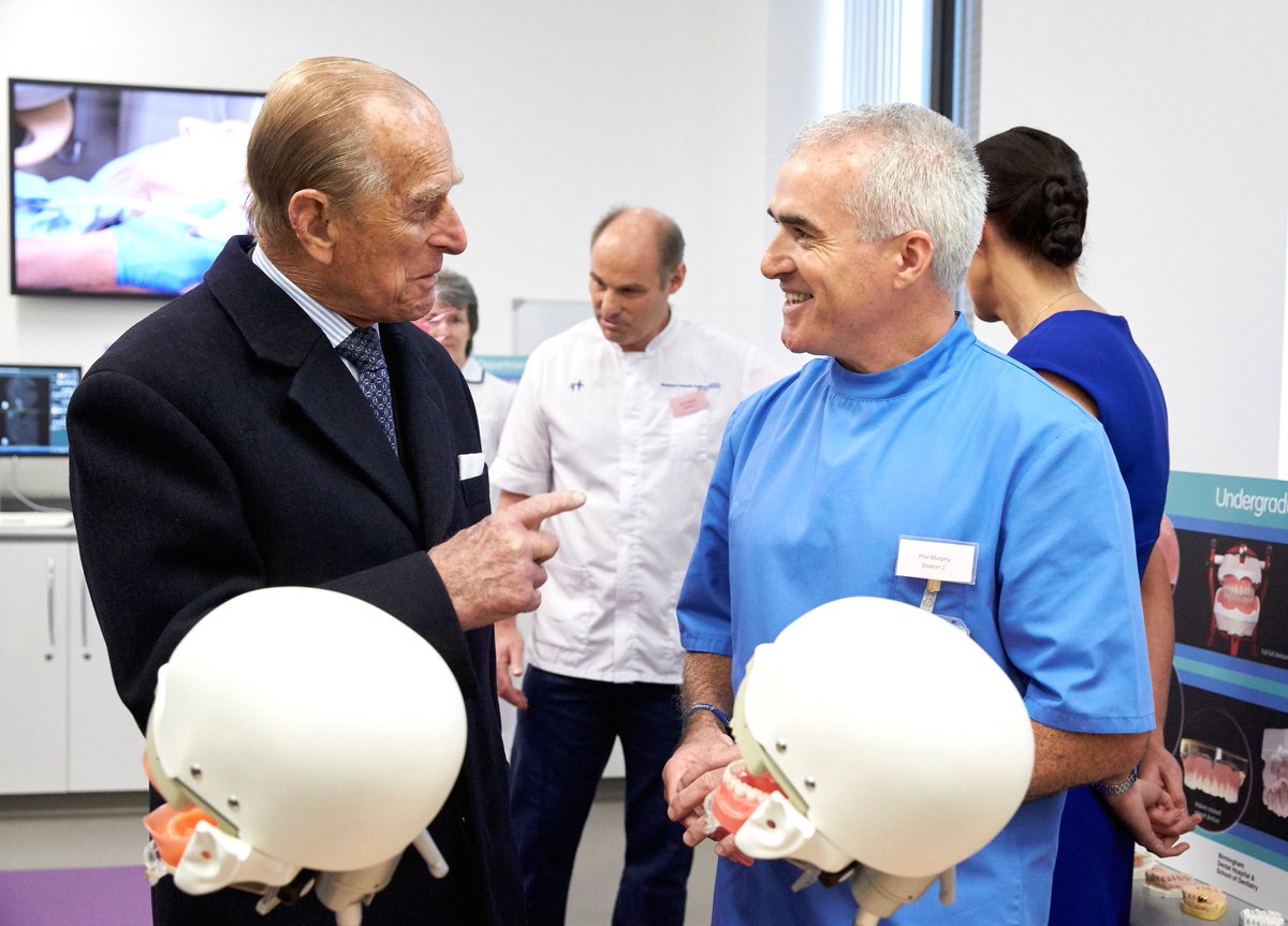 bhamcommunity's tweet photo. We were honoured that HRH Prince Philip, The Duke of Edinburgh accompanied Her Majesty The Queen as she officially opened Birmingham Dental Hospital &amp; School of Dentistry in 2015. Alongside all NHS colleagues, we offer our condolences following the sad news of his death today. https://t.co/XT2H5OgESe